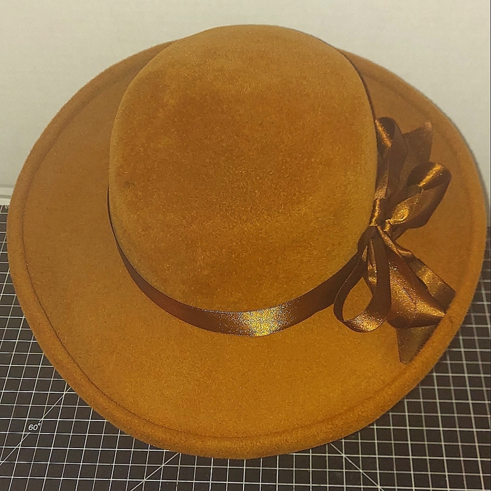 Vintage Frederick Fox Hat - 100% Wool - Excellent Condition